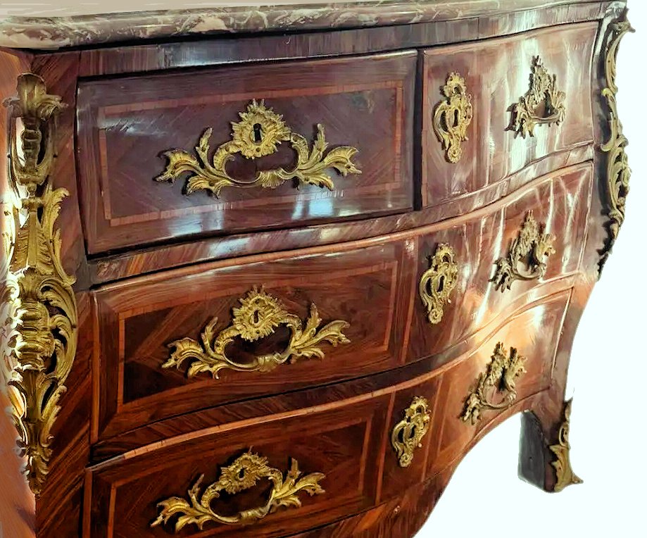 Commode Louis XV vers 1760 estampillée J. SCHMITZ  Joseph Schmitz Maître le 18 juin 1761 -photo-3