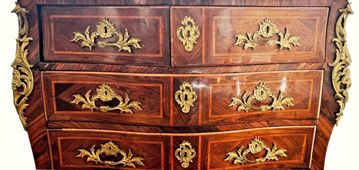 Commode Louis XV vers 1760 estampillée J. SCHMITZ  Joseph Schmitz Maître le 18 juin 1761 -photo-1