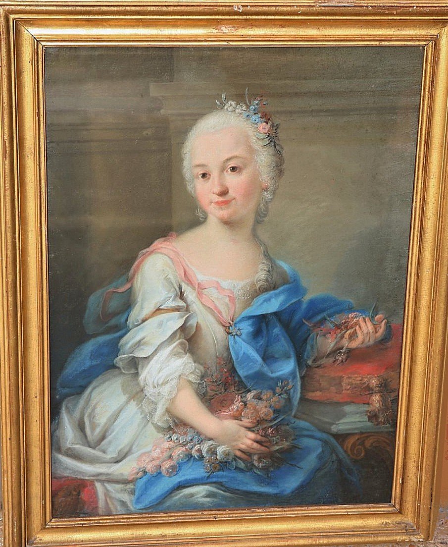 Rosalba Carriera 1673-1757 Attr.   Portrait d'Une Femme Noble (flora ?)   Pastel-photo-2