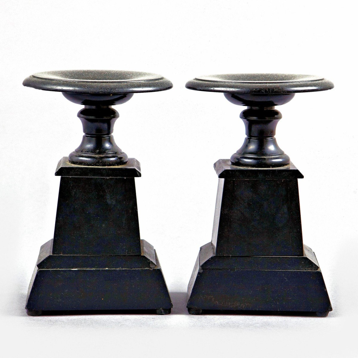 A Pair Tazzens In Basalt Empire Italy Circa 1820 H. 25.5 Cm Black Basalt-photo-2