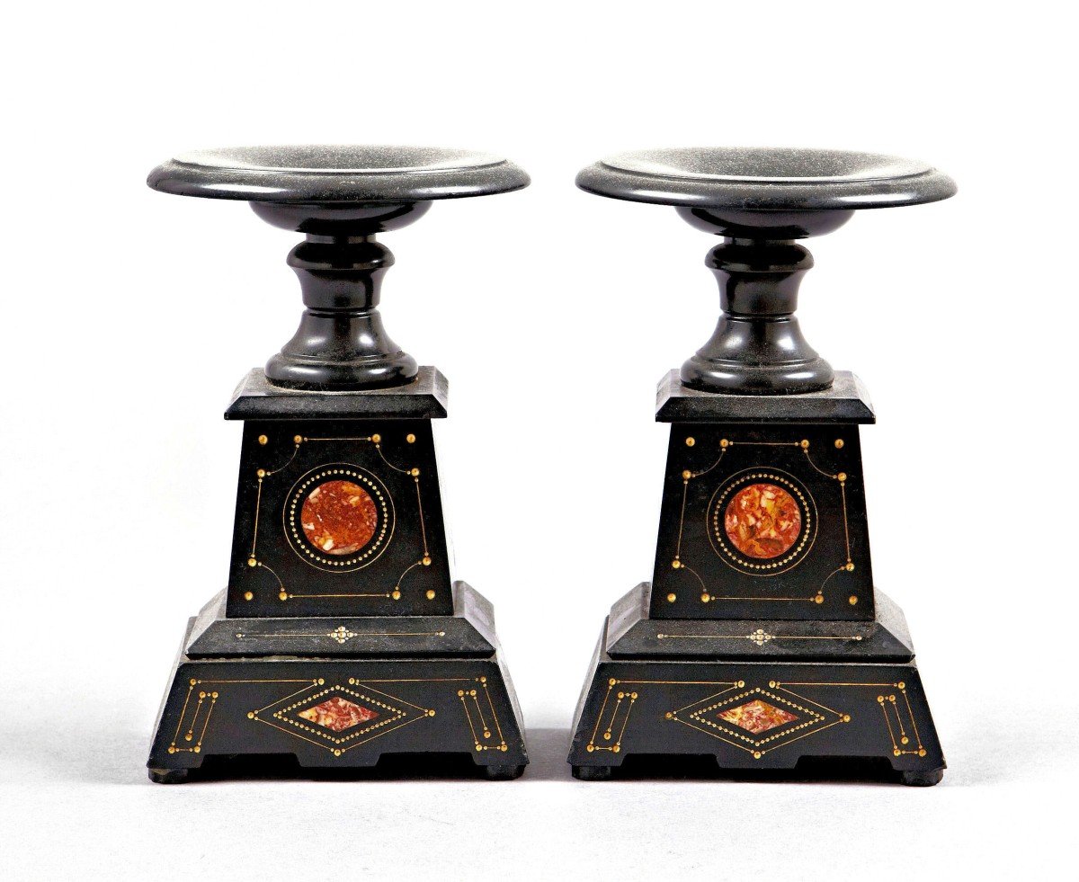 A Pair Tazzens In Basalt Empire Italy Circa 1820 H. 25.5 Cm Black Basalt