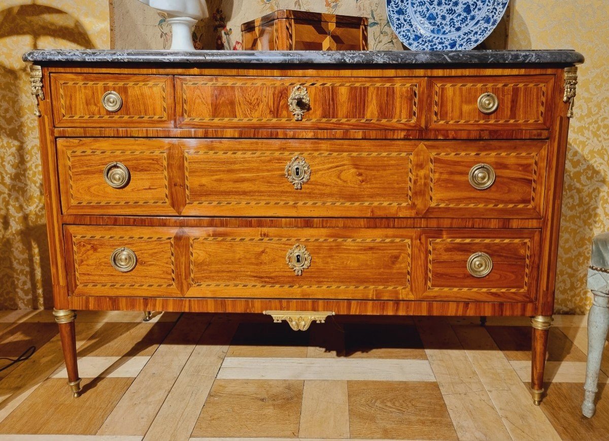 Commode Louis XVI Circa 1775 Stamped Jbvassou Jean-baptiste Vassou 1739-1807