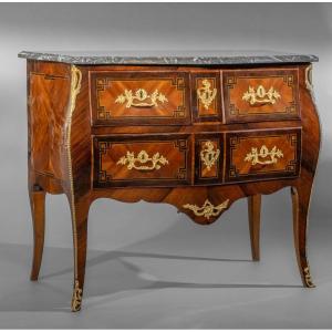 Commode Louis XV vers 1765 estampillée H.WIRTZ Henri Wirtz Maître depuis le 5 octobre 1748