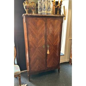 Cabinet Transitional Period, Circa 1765 H. 144 Cm, W. 88 Cm, D. 40 Cm