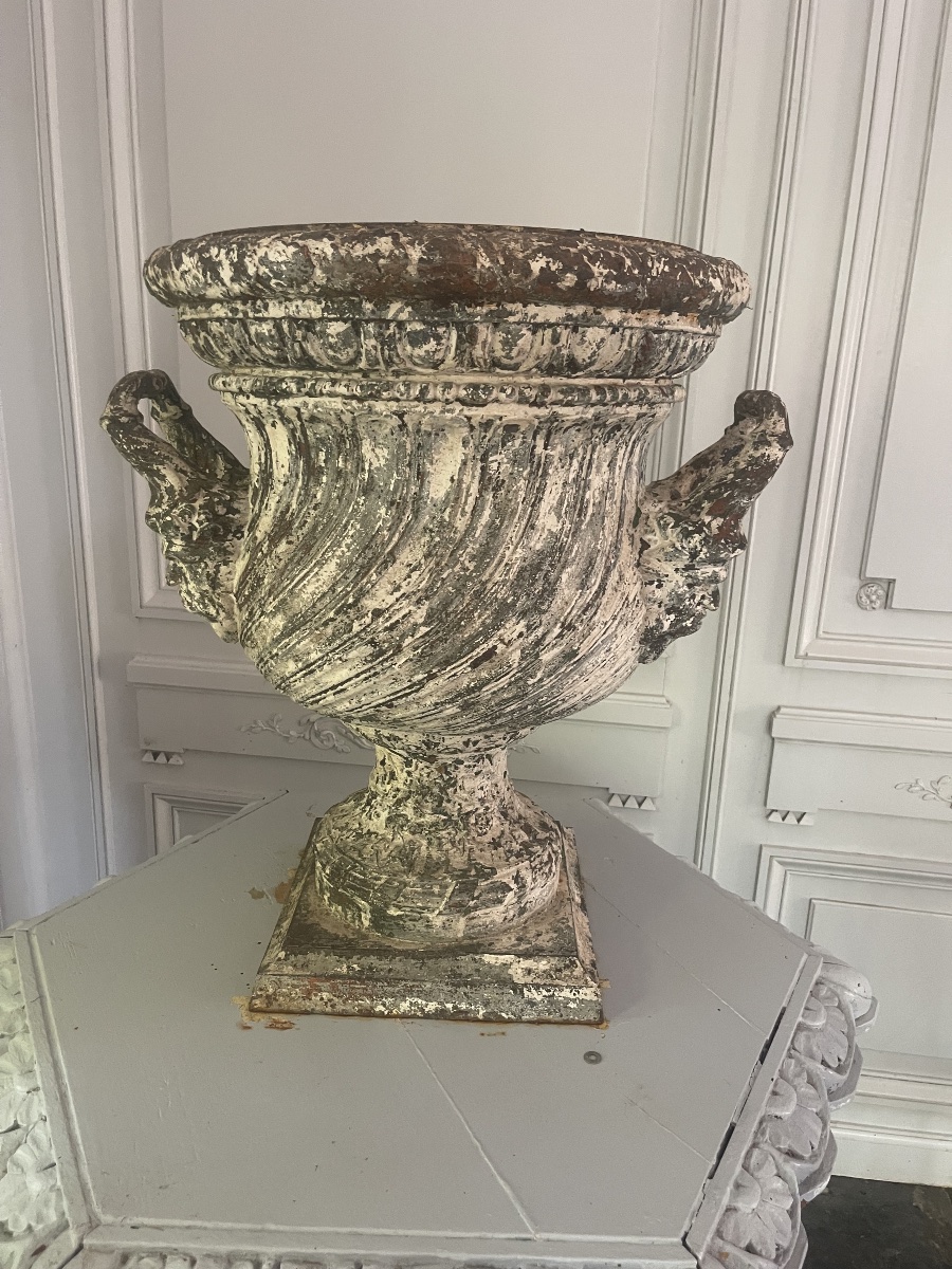Rare Large Garden Vase -photo-3
