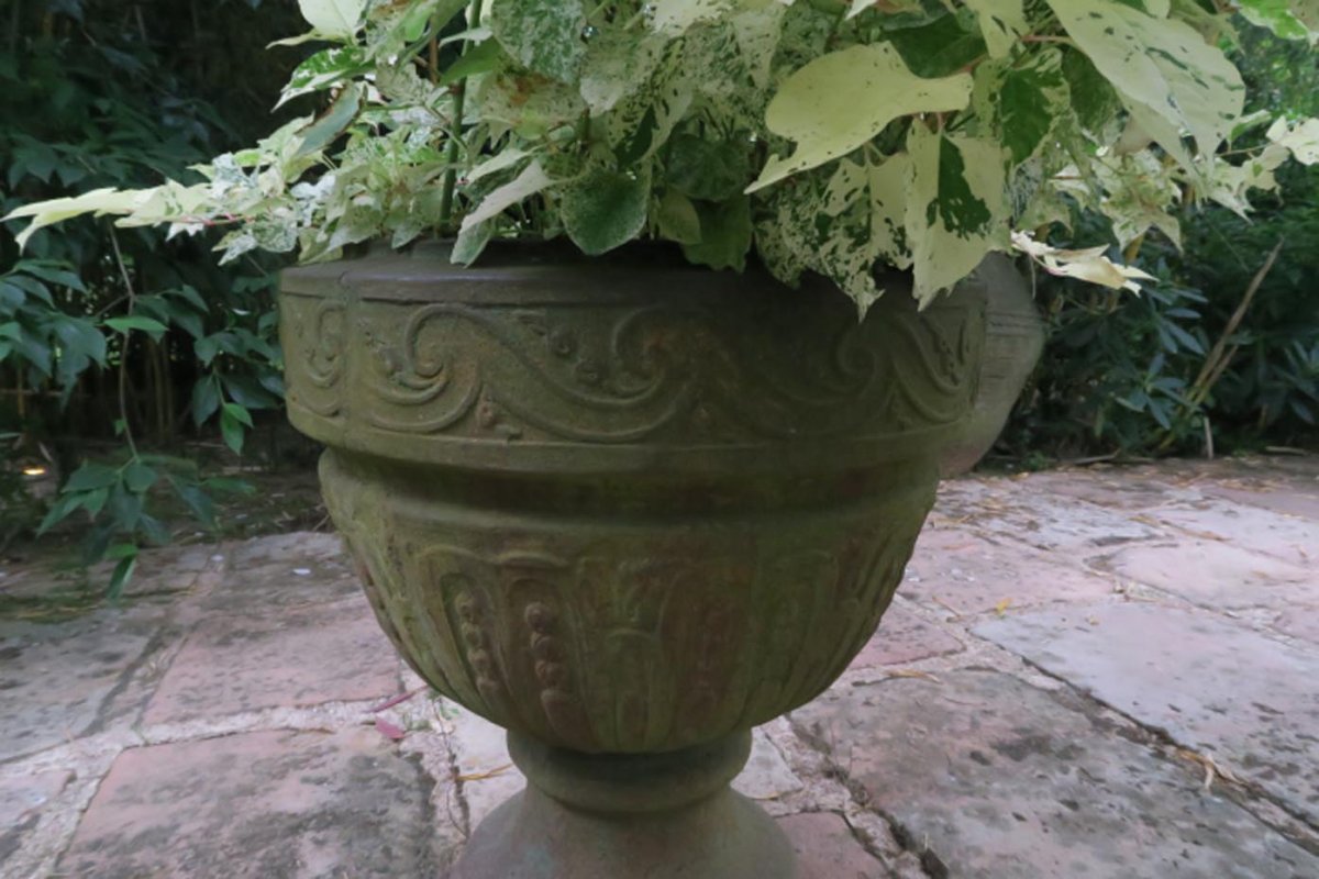 Vase De Jardin En Fonte. XVIIe. -photo-2