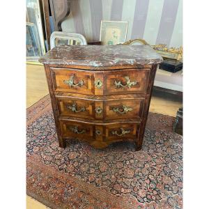 Commode d'entre-deux régence estampillée G  Schwingkens