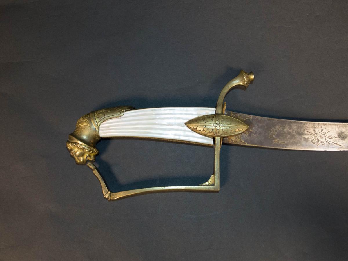 Saber Officer Superior Cavalry. Grooved Nacre Plate Handle.-photo-4