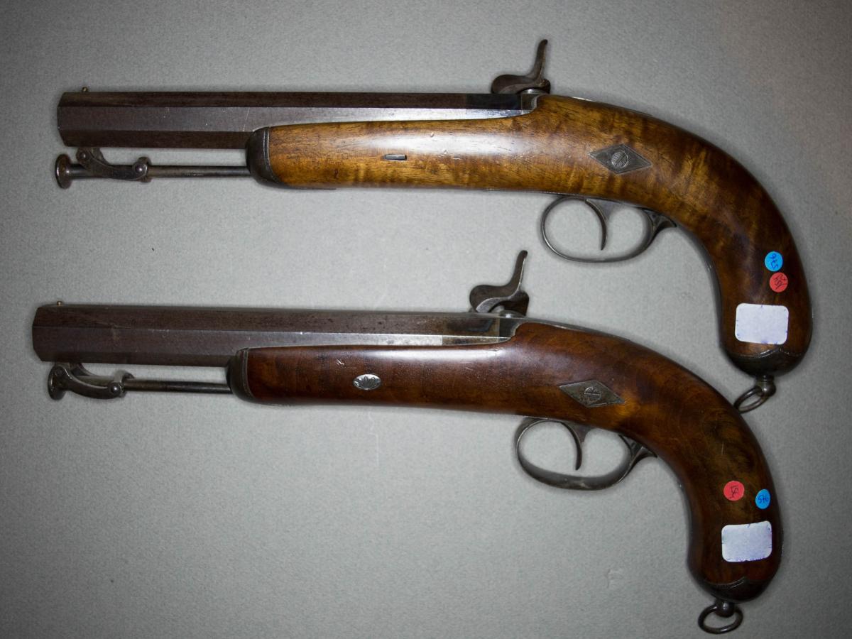 Pair Of Officer Percussion Pistols. Cannons With Damascus Pans Of Fort Caliber.-photo-2