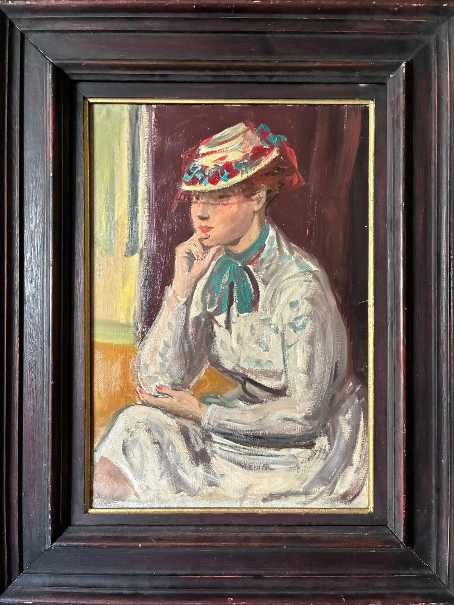 Portrait de jeune femme au chapeau. Toile . trace de signature ? Années 40 ou 50.