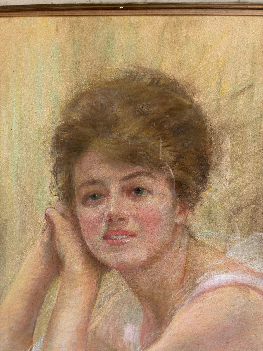 Grand et élégant pastel. Signé De Mazières 1918.-photo-3