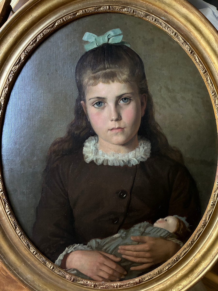 Portrait de fillette  et sa poupée . Toile de l' école française ddu XIXème.-photo-1