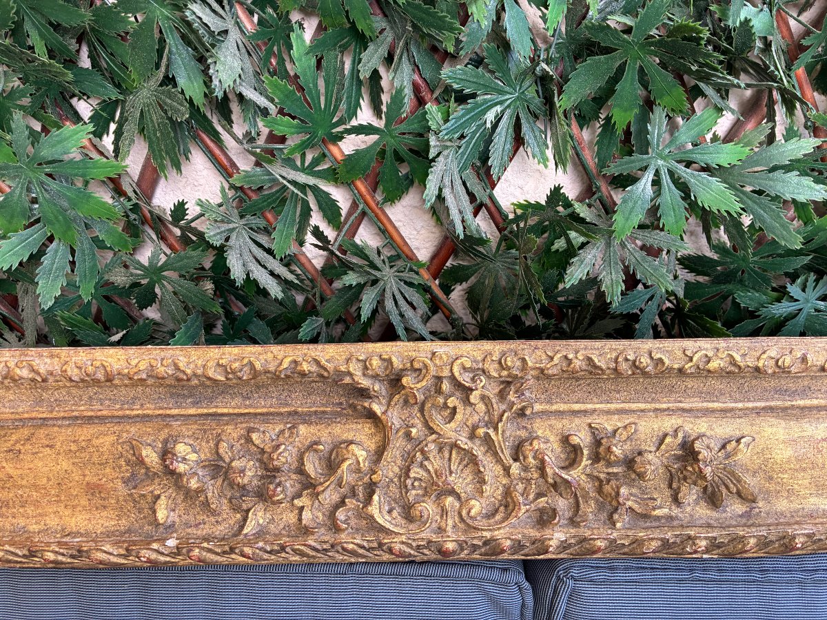 20th-century Carved And Gilded Wooden Frame.-photo-1