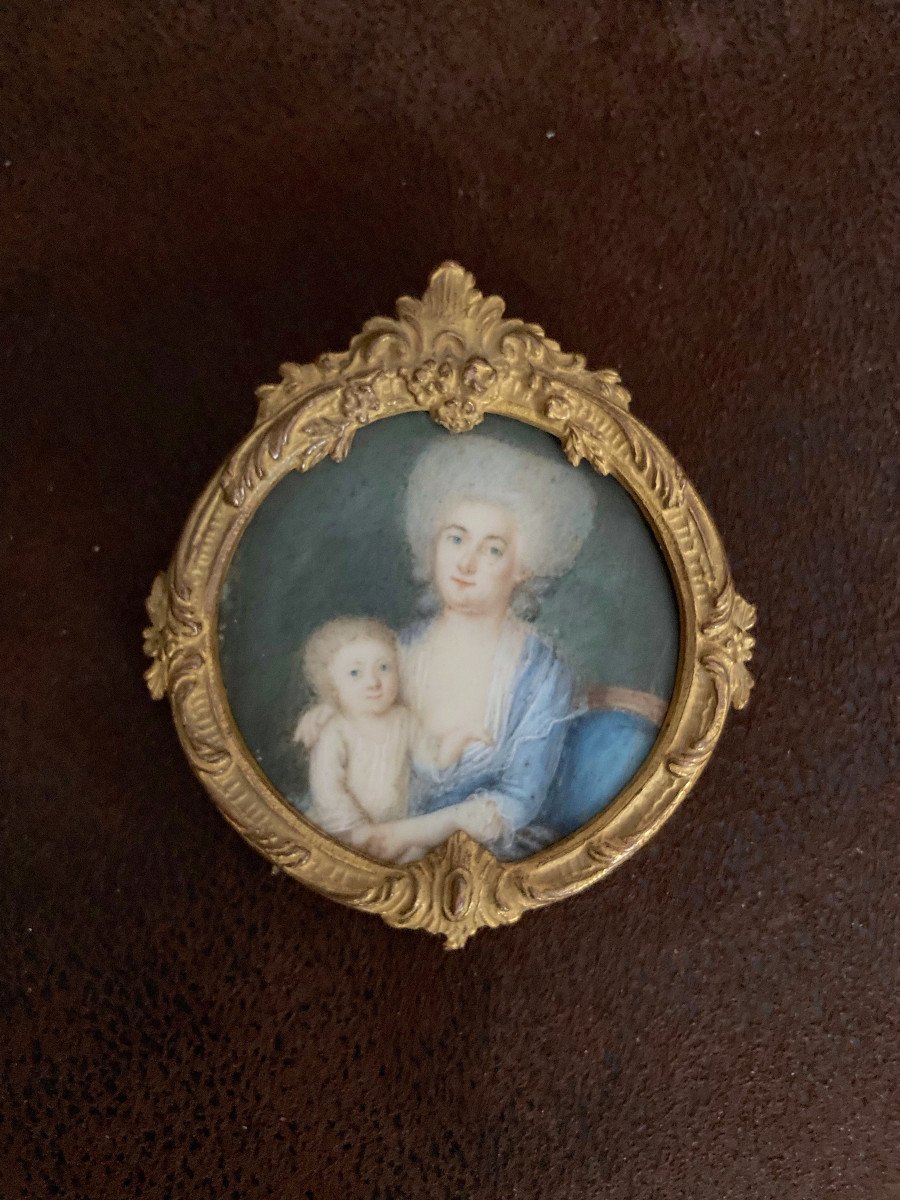 Mother And Child. 18th Century Miniature On Ivory.-photo-2