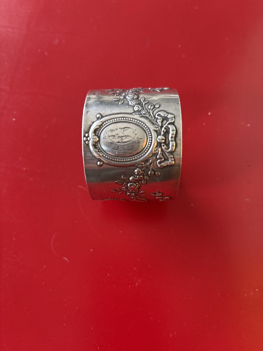 « Rond de Serviette en Argent Massif Décor Attribution  Musique « 