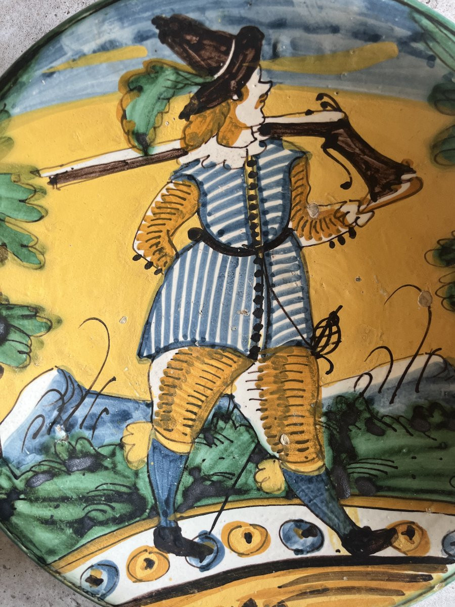 Beau Plat Montelupo 17 -th 1-photo-2