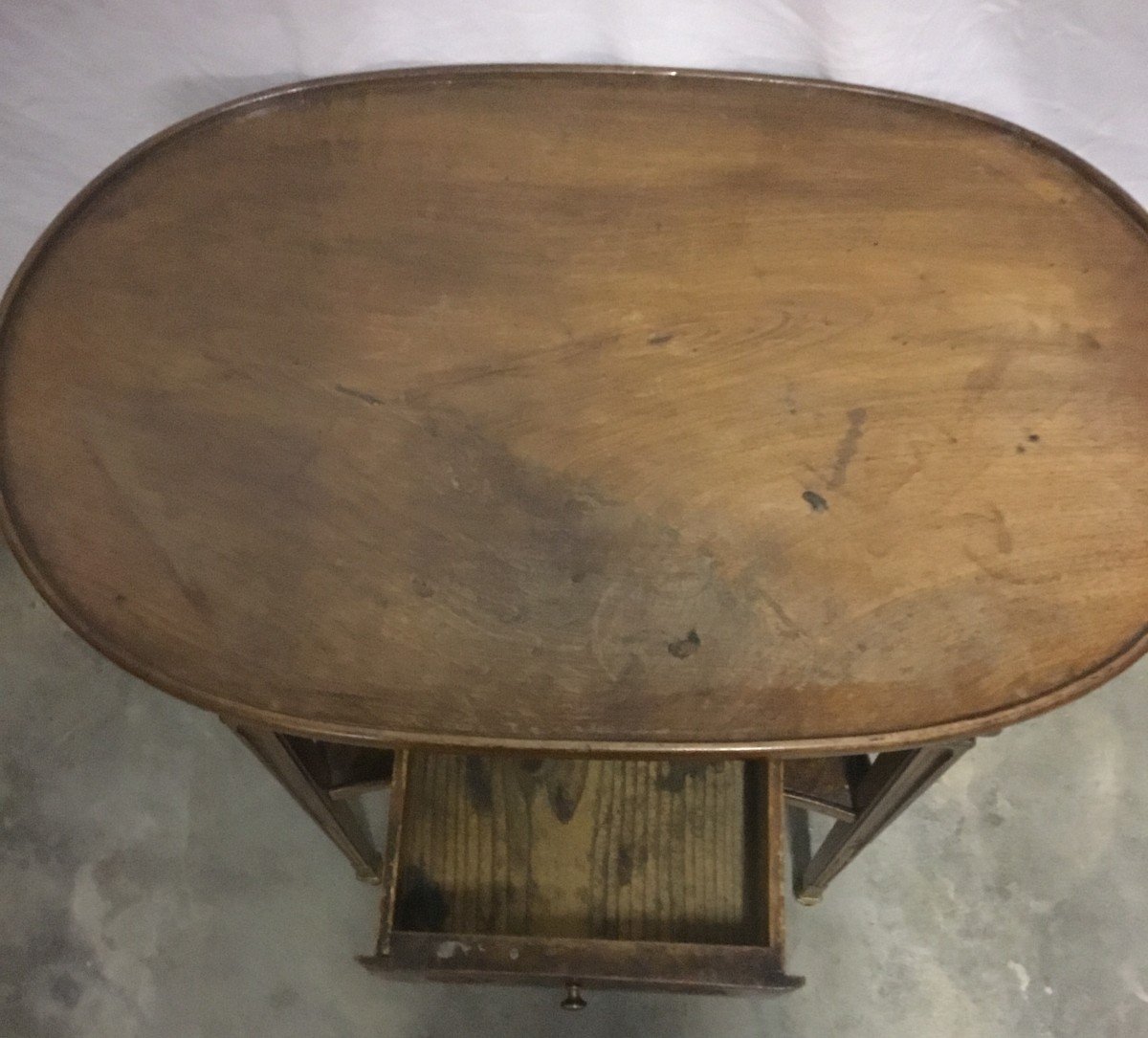 Cabaret Table-photo-2