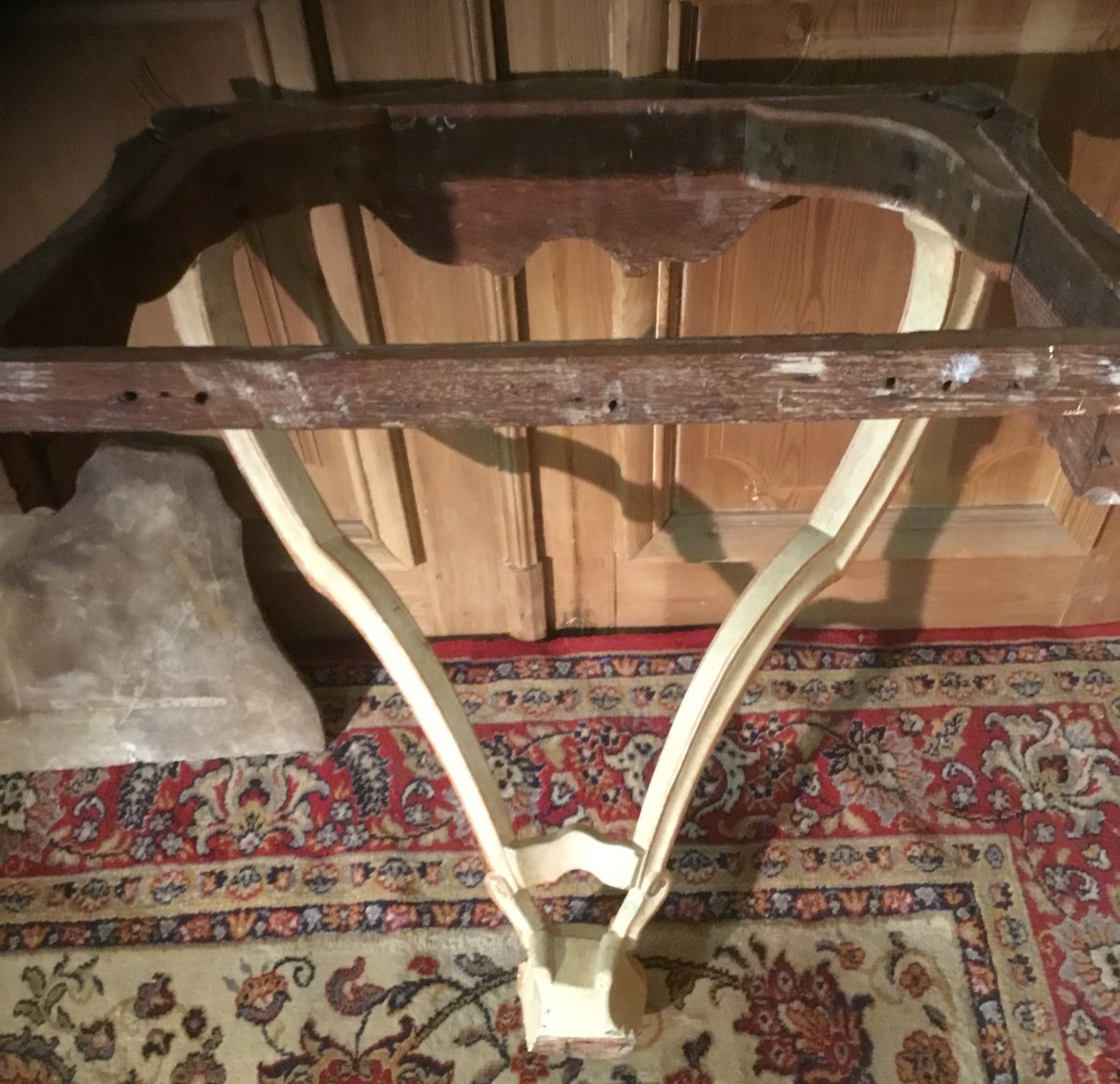 Lacquered Console-photo-4