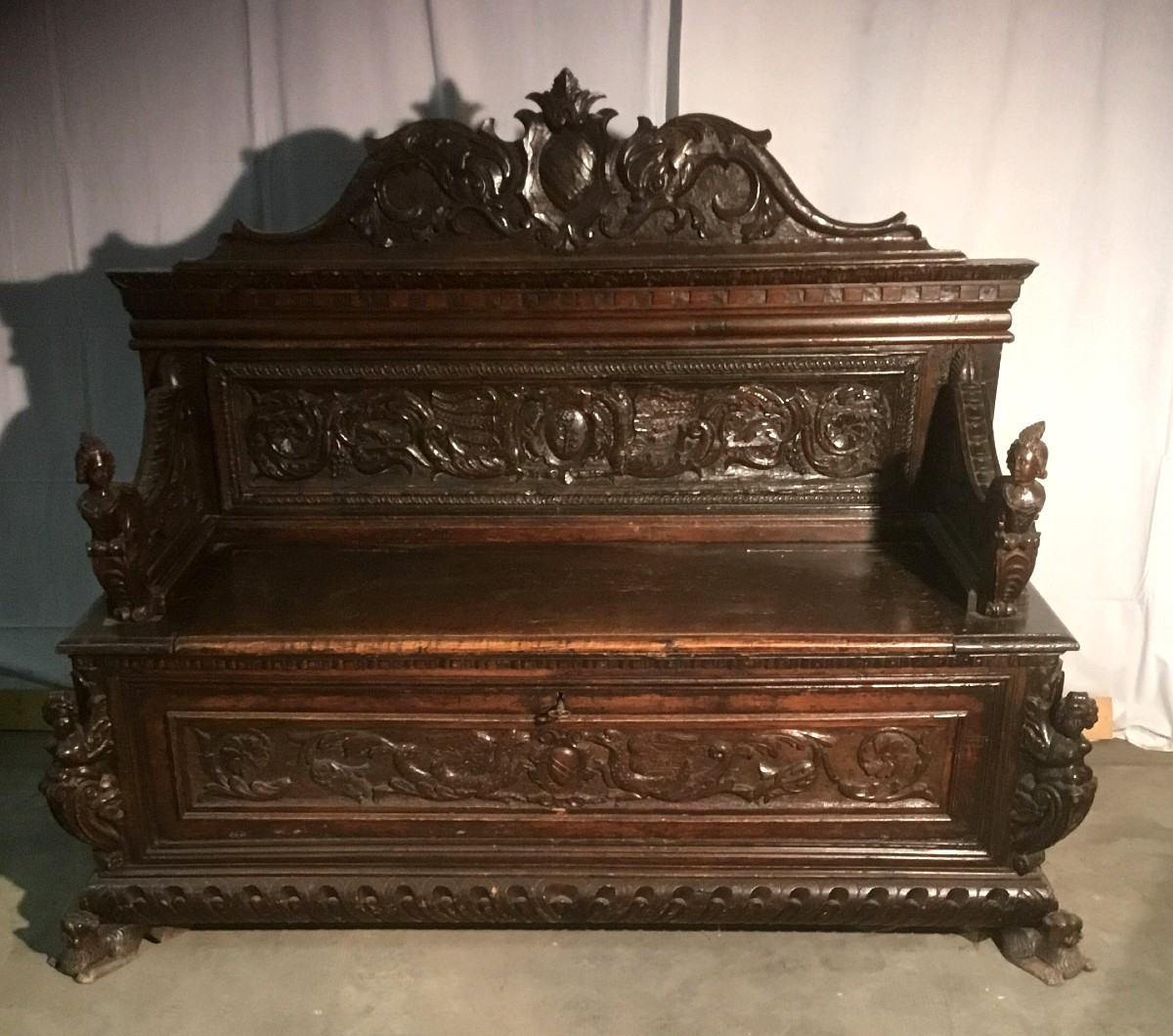 Banc Coffre Italien XVII Me