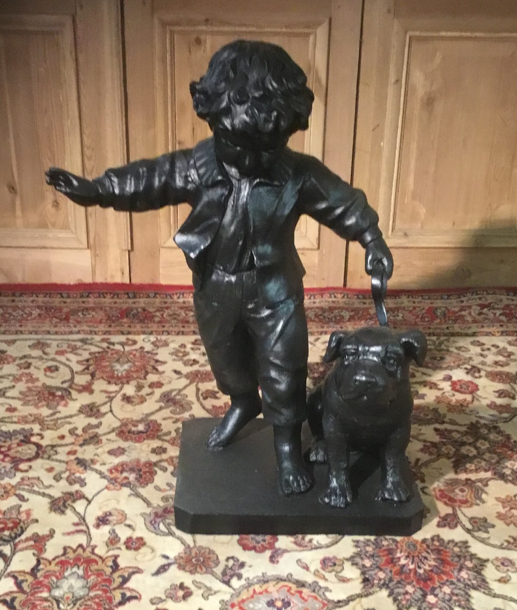 Statue En Fonte