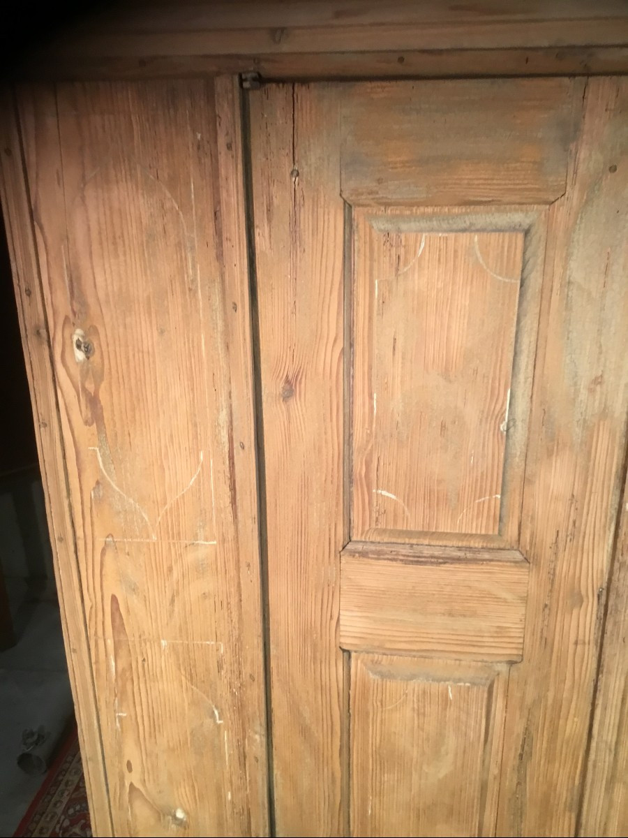 18th Century Fir Cabinet-photo-1