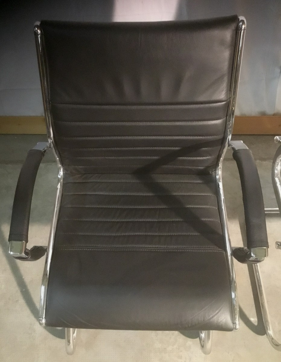 paire de fauteuil cuir et acier chromé-photo-2