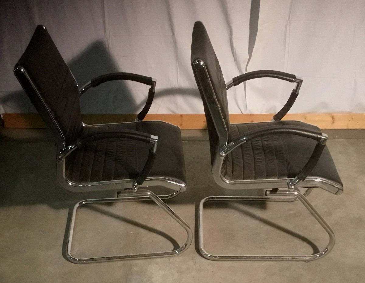 paire de fauteuil cuir et acier chromé-photo-2