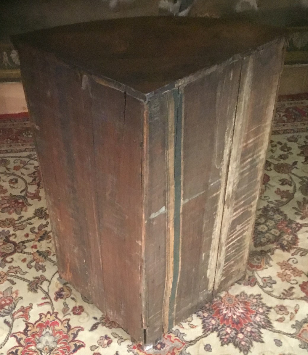 18th Century Oak Corner Cabinet-photo-2