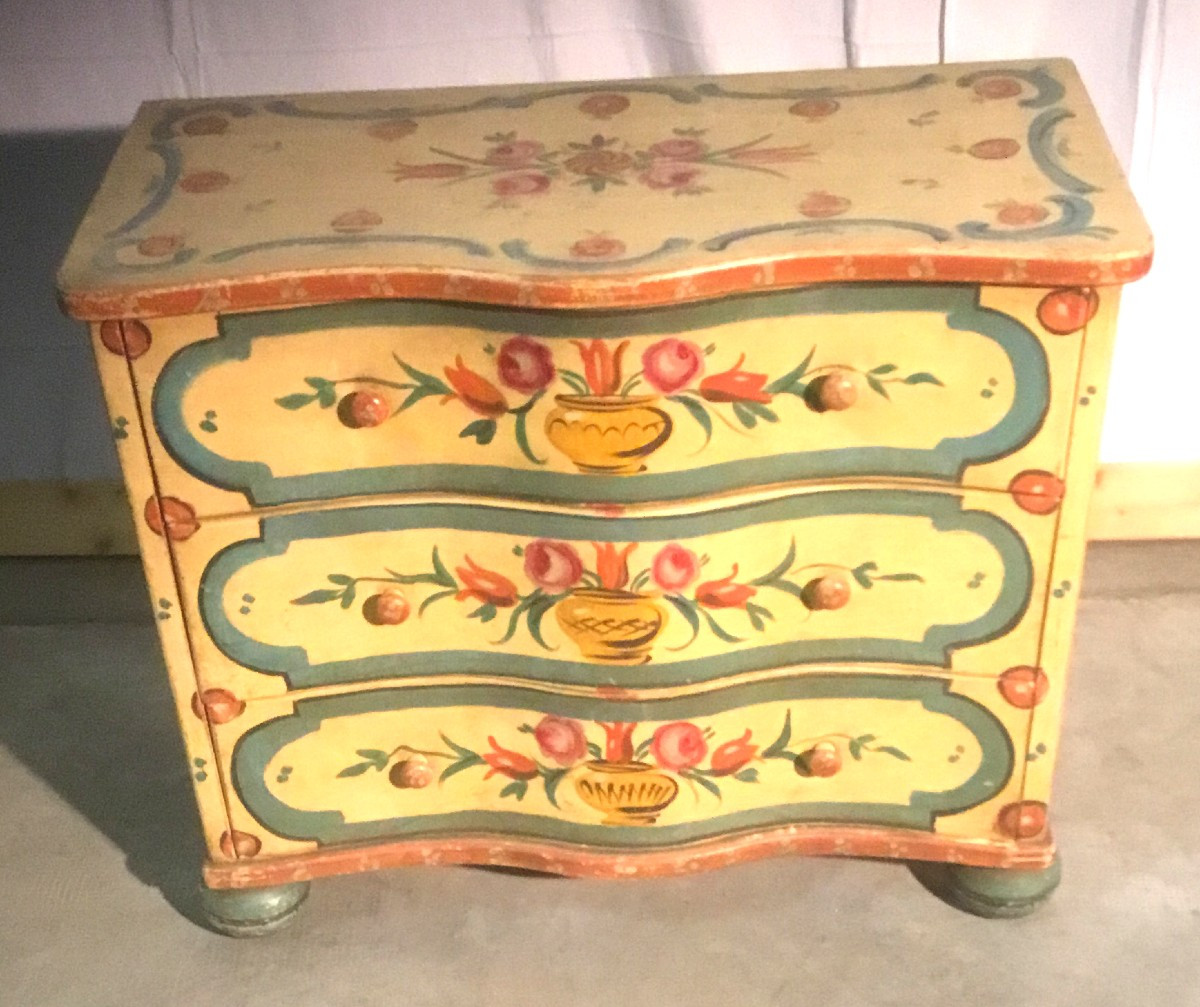 Painted Chest Of Drawers