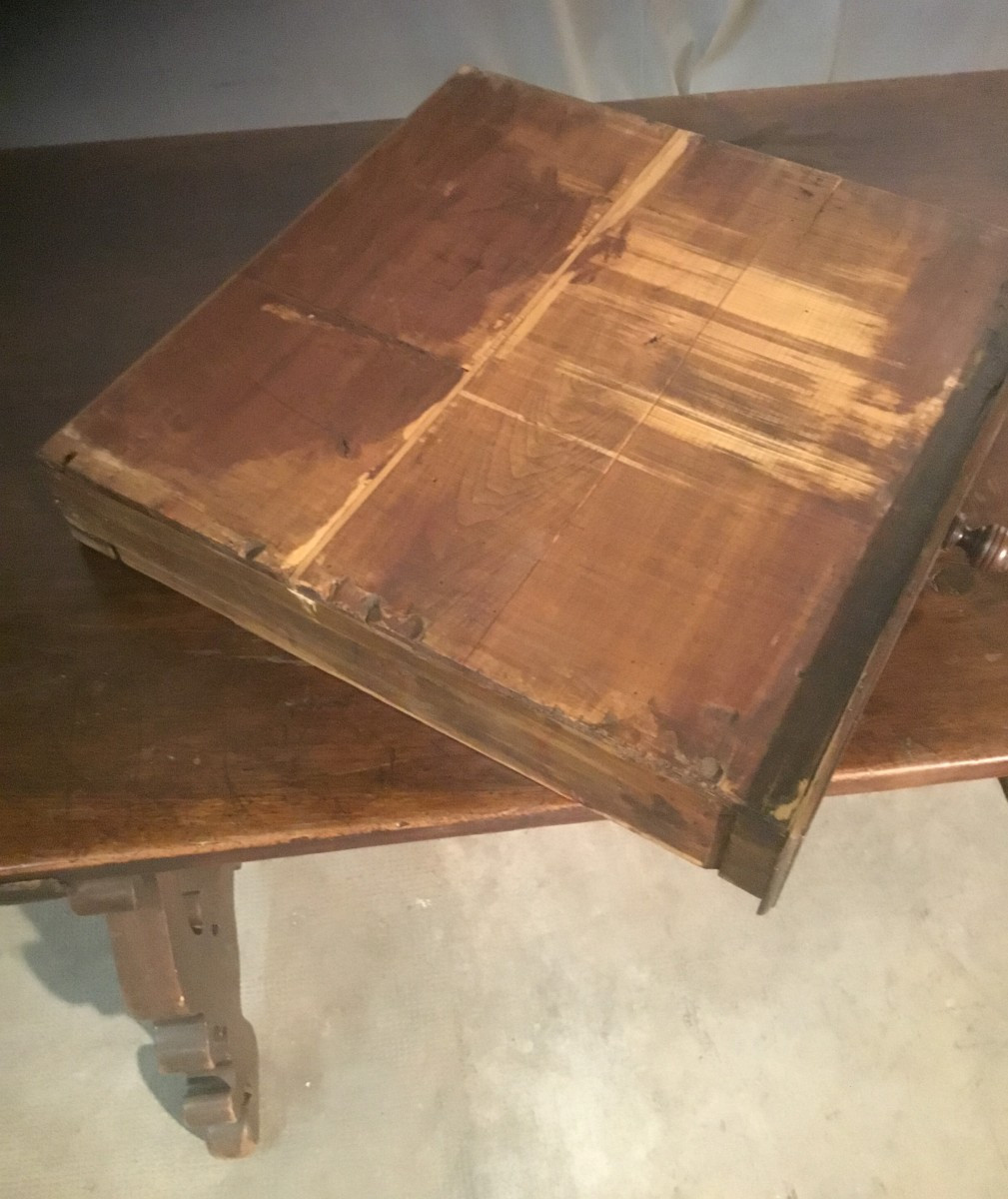Spanish Table-photo-2