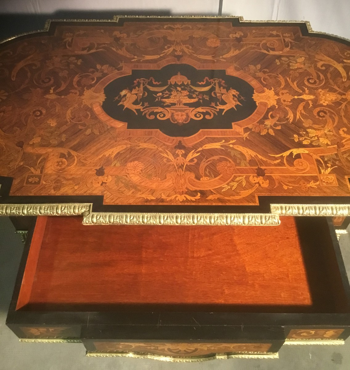 table de milieu Napoléon III-photo-3