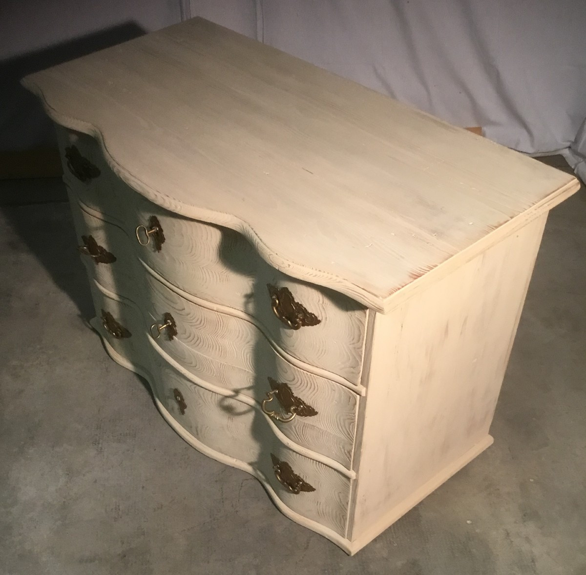 Curved Fir Chest Of Drawers-photo-5