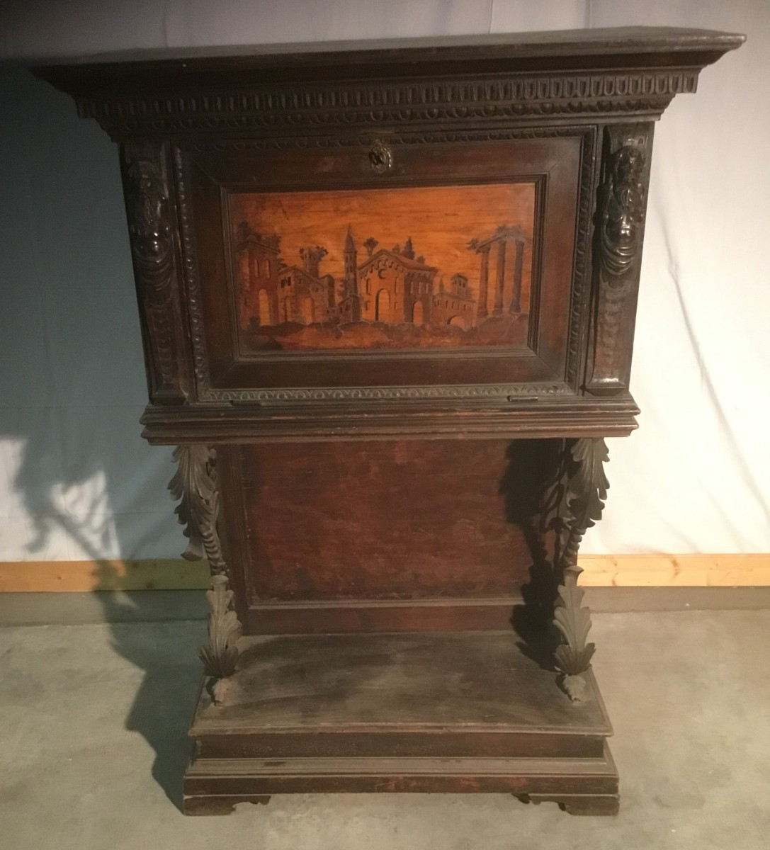 Renaissance Style Furniture