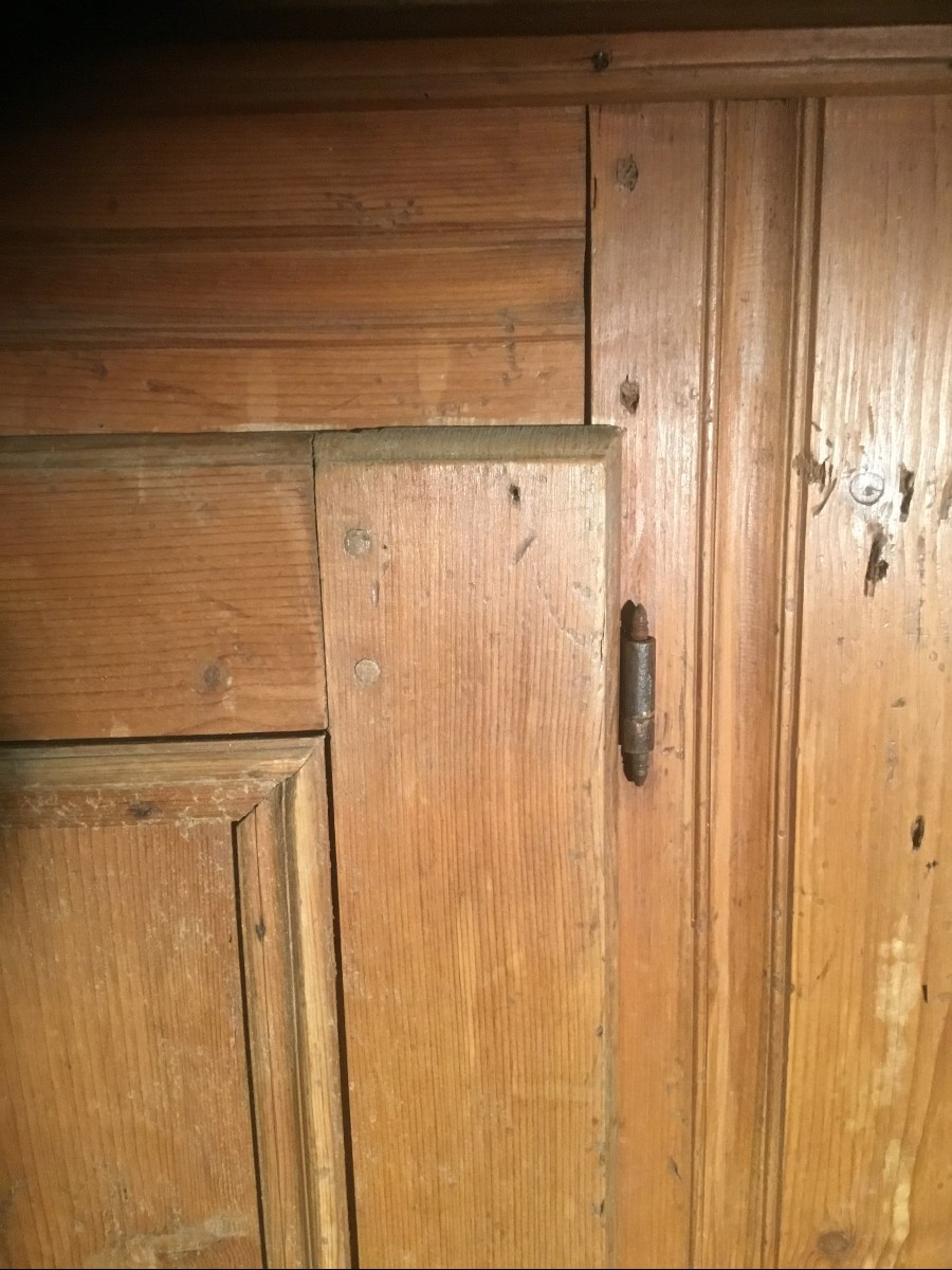 17th Century Fir Wardrobe-photo-2