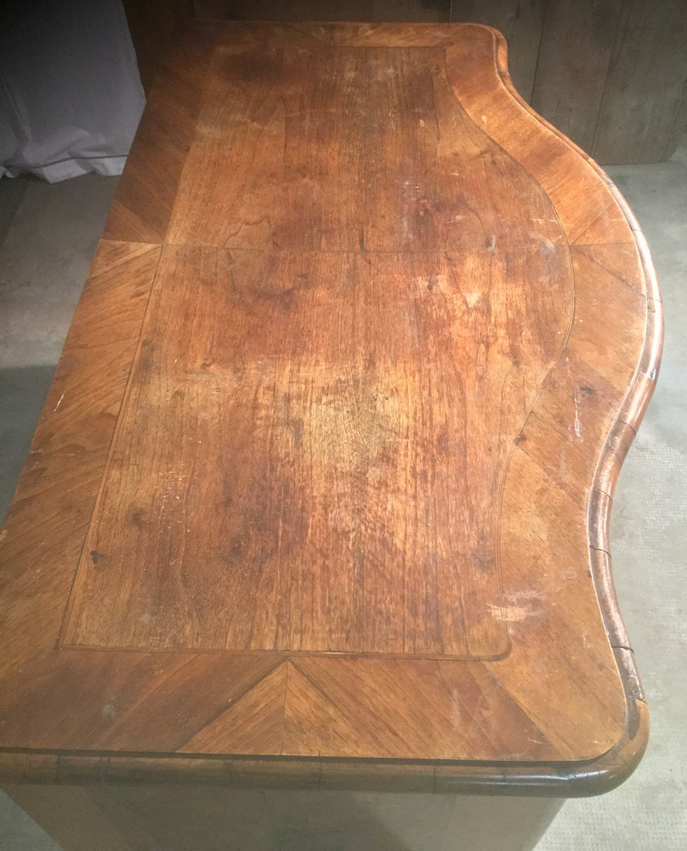 18th Century Curved Chest Of Drawers-photo-1