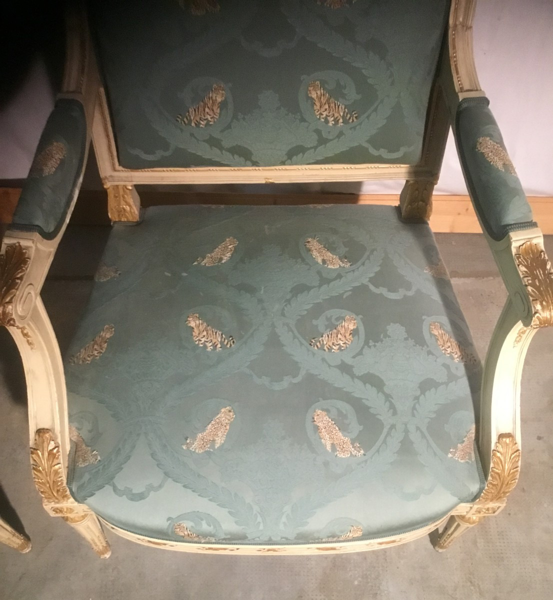 Pair Of Gold Lacquered Armchairs-photo-4