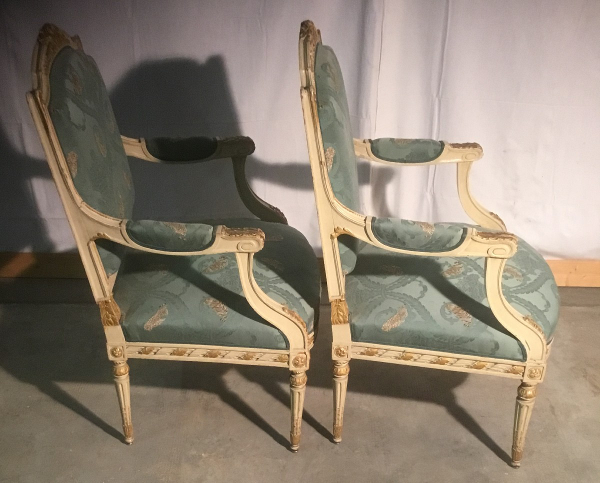 Pair Of Gold Lacquered Armchairs-photo-4