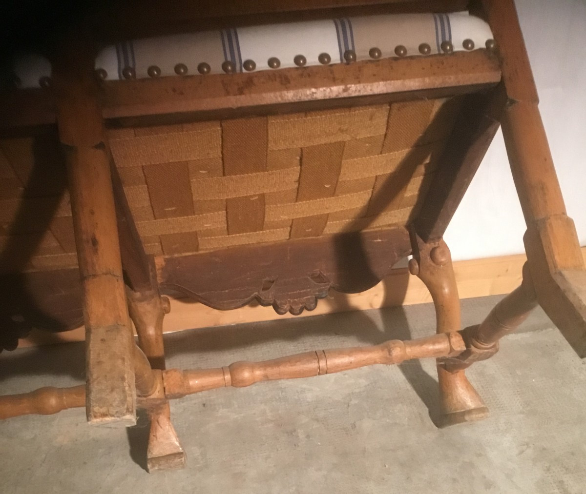 English Bench-photo-4