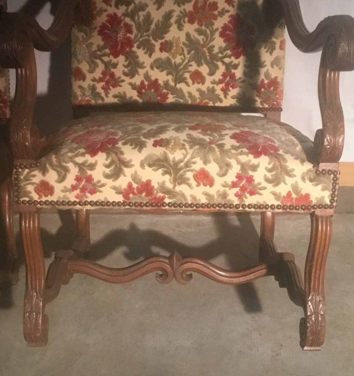 paire de fauteuil style Louis XIV-photo-2