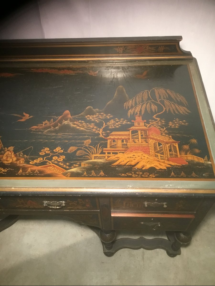 Chinese Lacquer Desk-photo-3