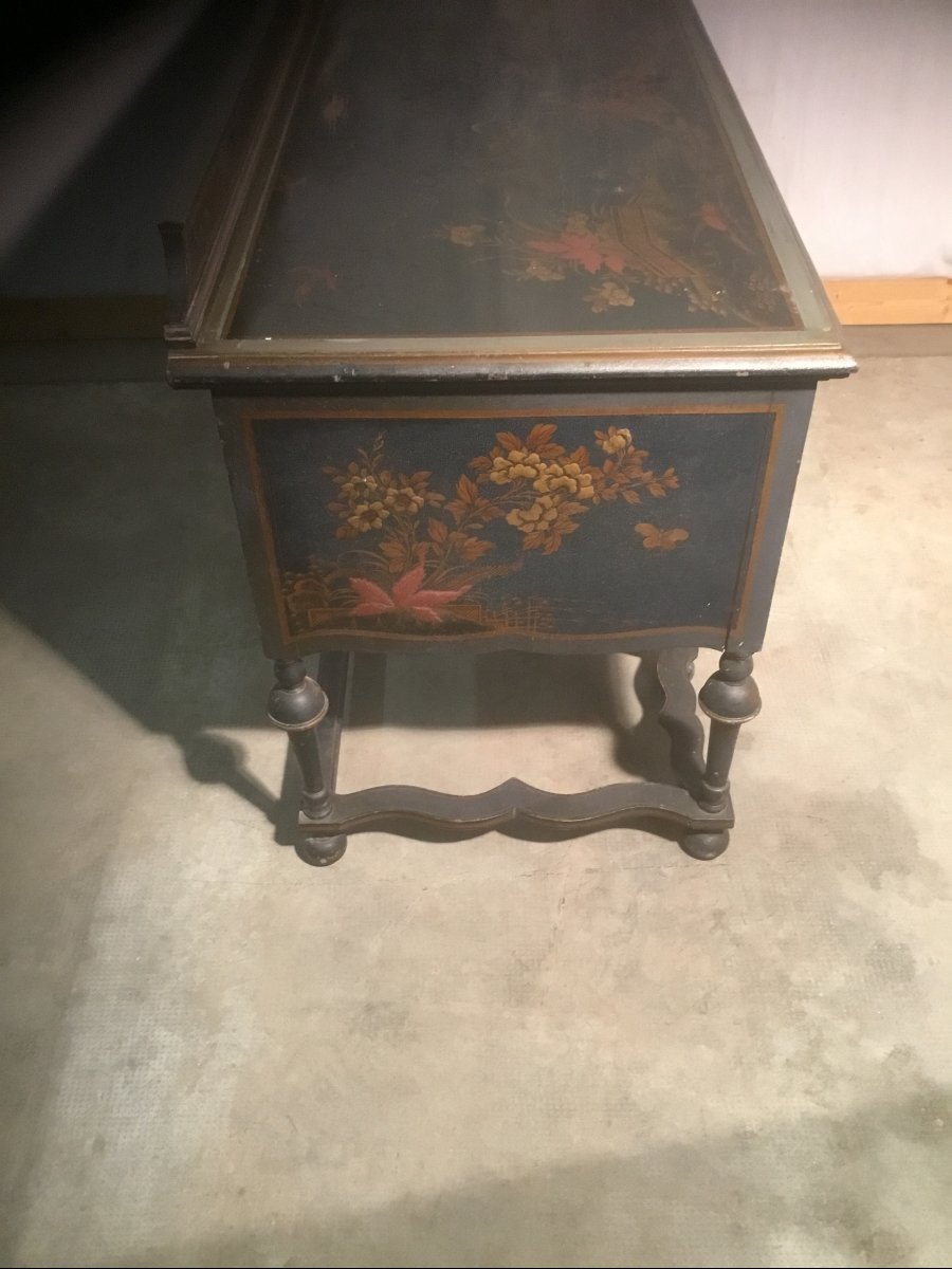 Chinese Lacquer Desk-photo-4