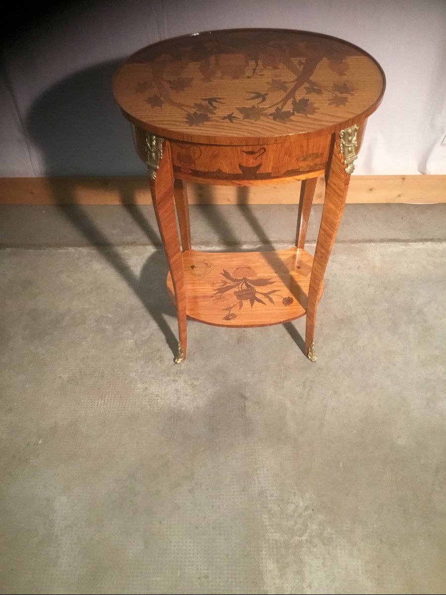 Small Inlaid Table-photo-3