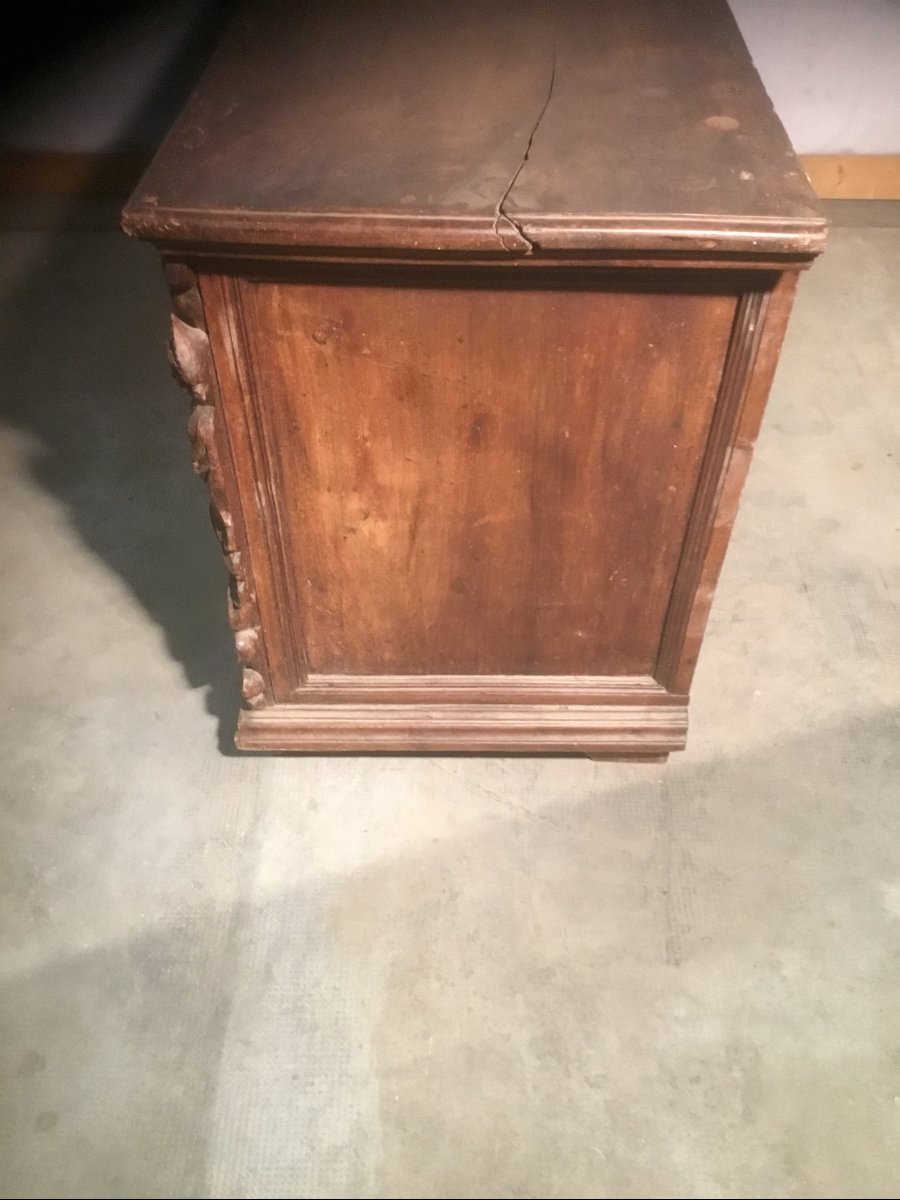 17th-century Italian Chest Of Drawers-photo-4