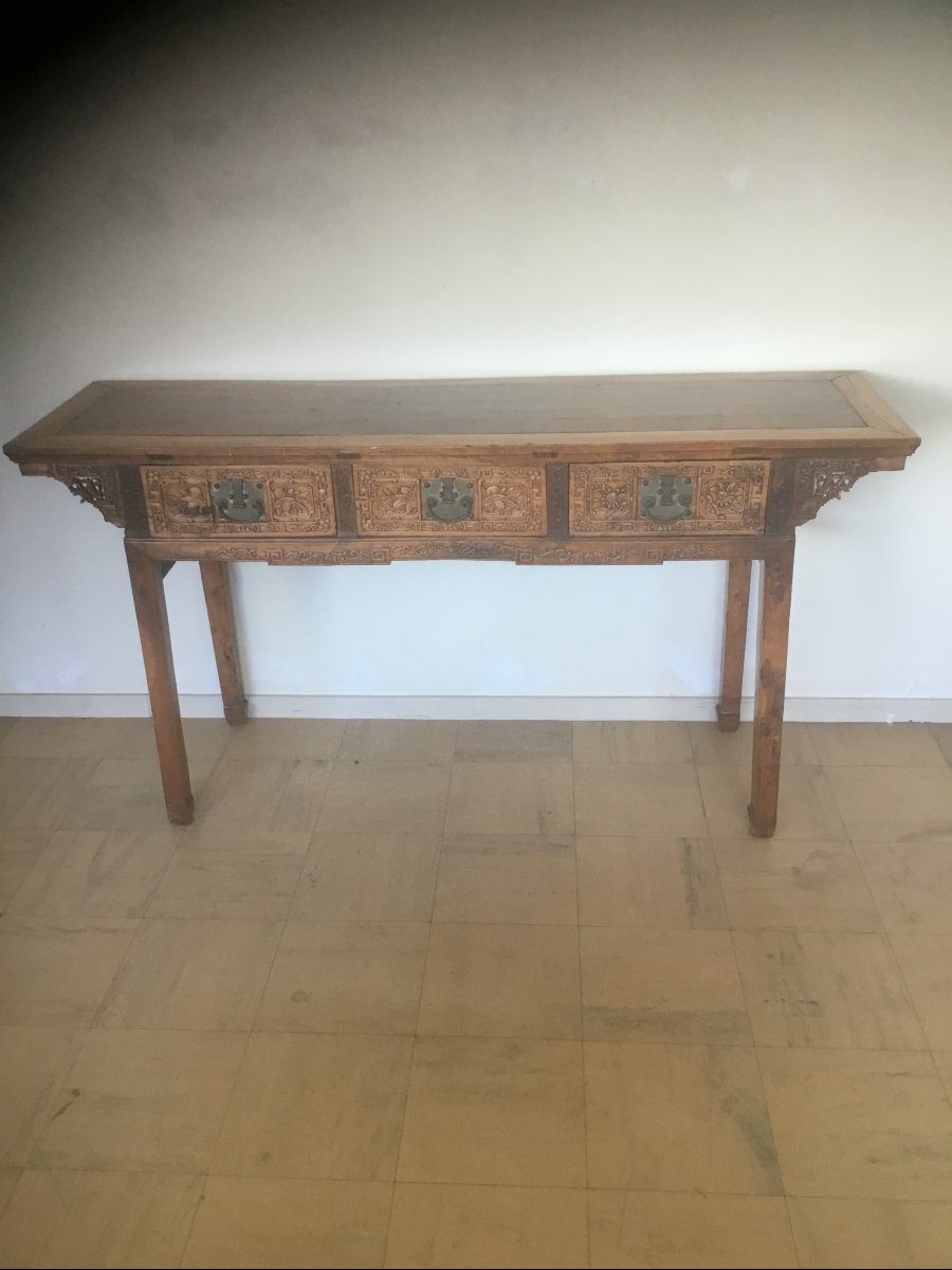 Large Chinese Console