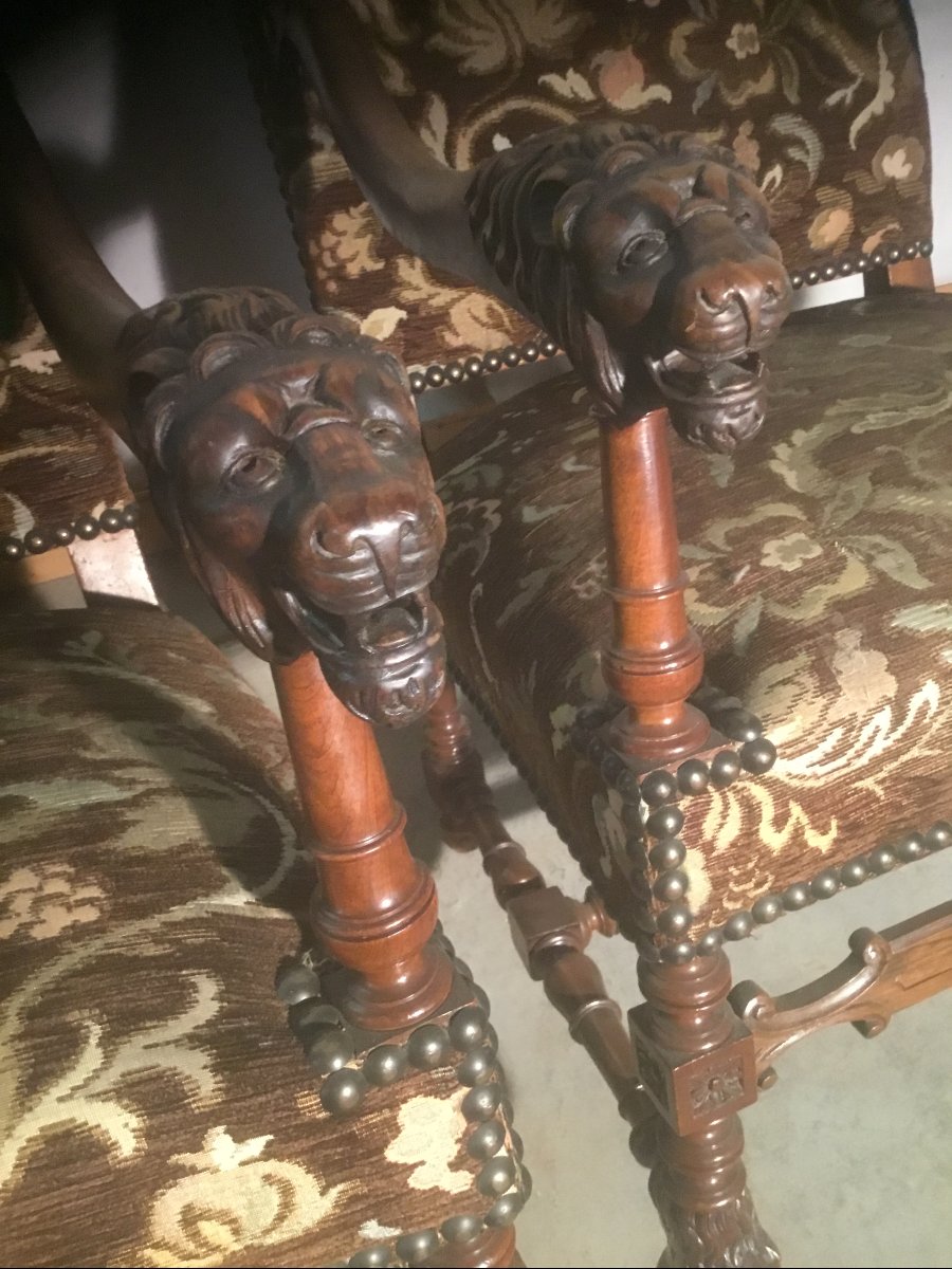 Pair Of Lion-head Armchairs-photo-4