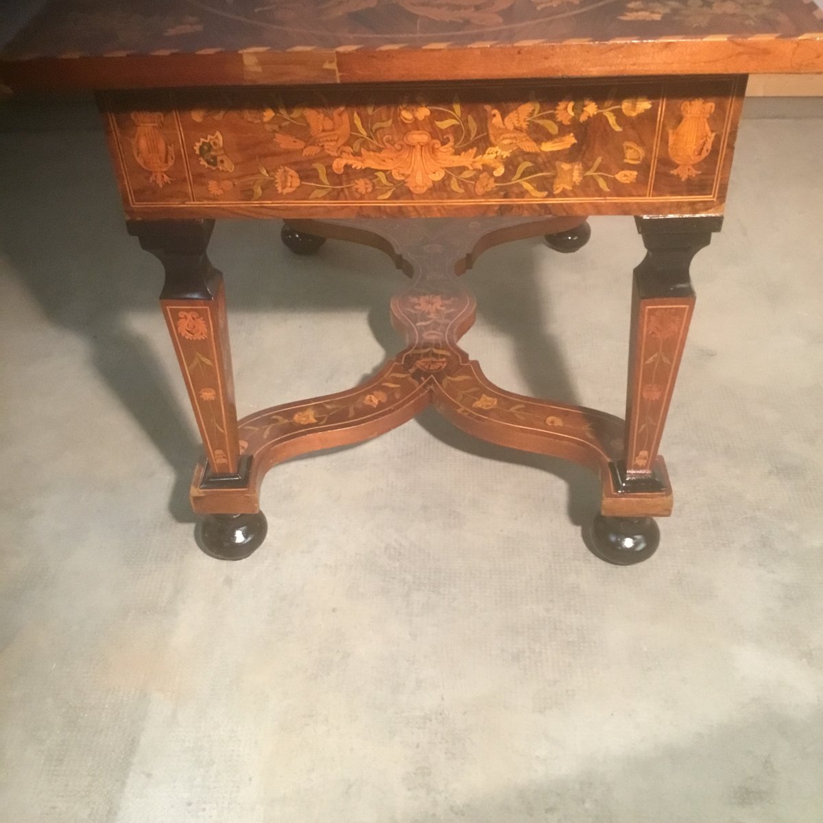 Marquetry Coffee Table-photo-5