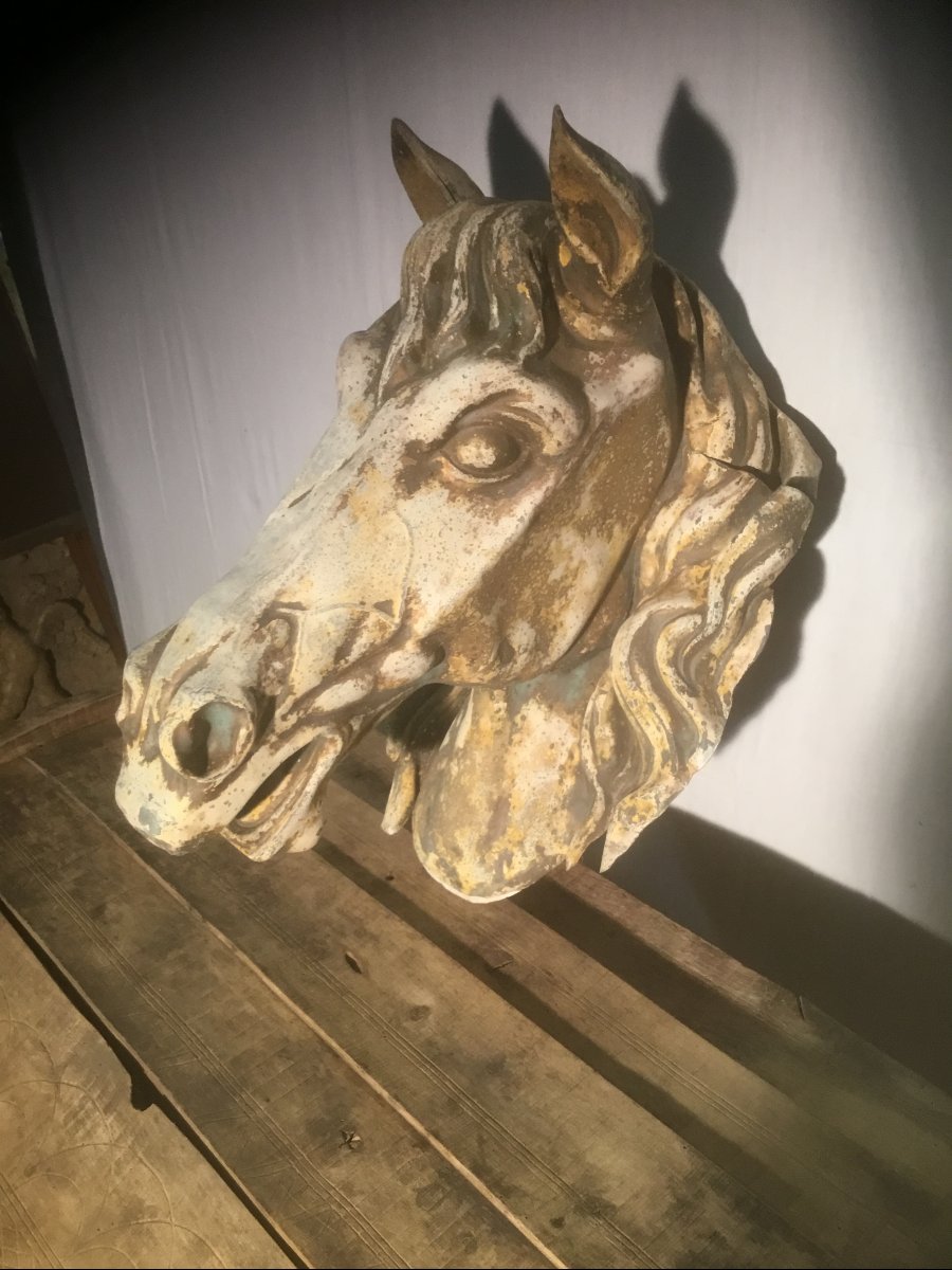 tête de cheval en zinc