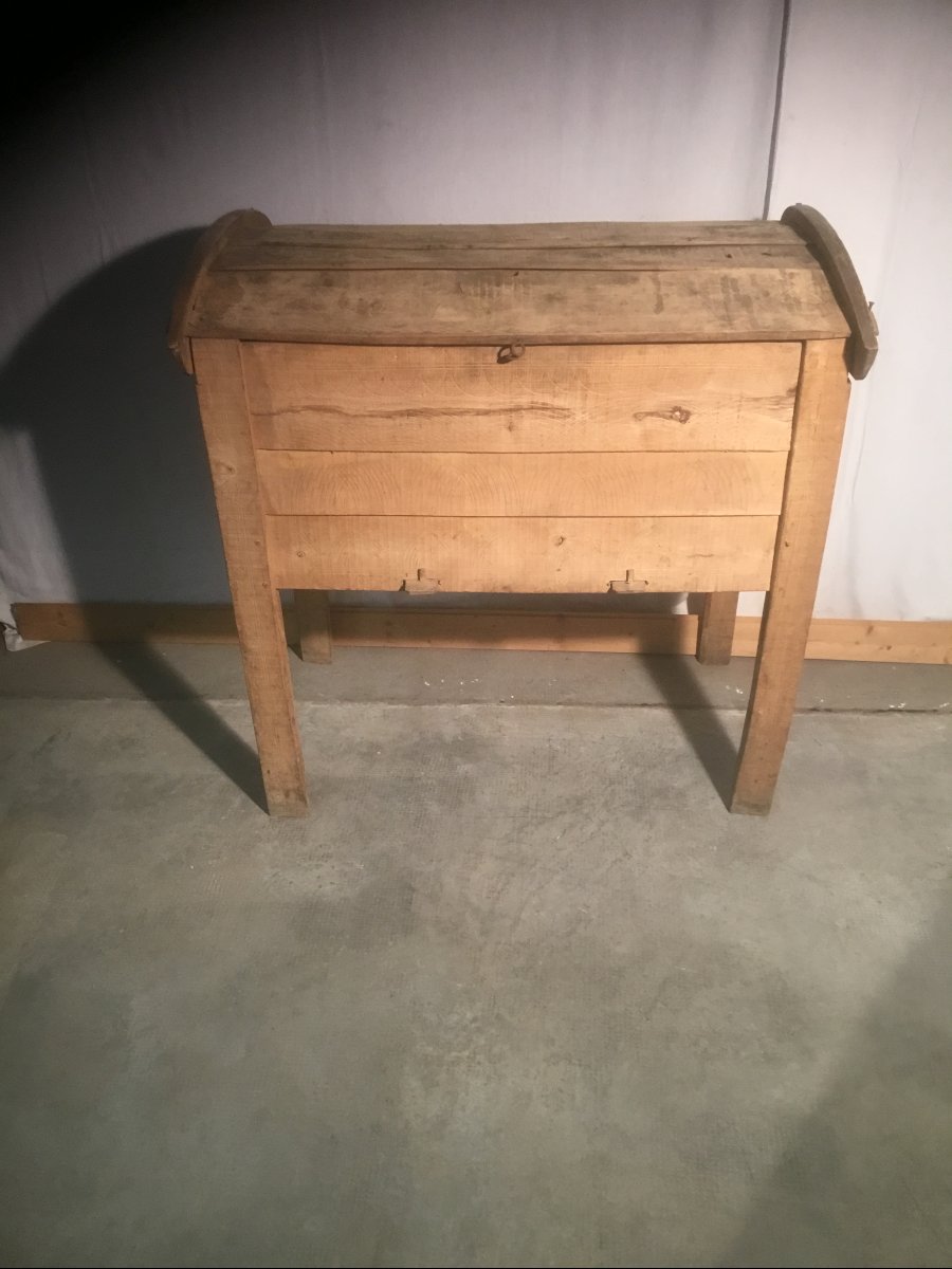 Mountain Chest