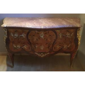 Grande Commode Style Louis XV