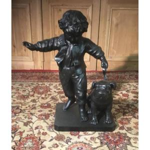 Statue En Fonte